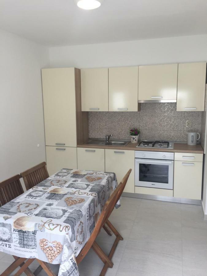 Apartmani Roko Drvenik  Zewnętrze zdjęcie