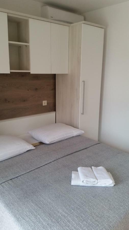 Apartmani Roko Drvenik  Zewnętrze zdjęcie